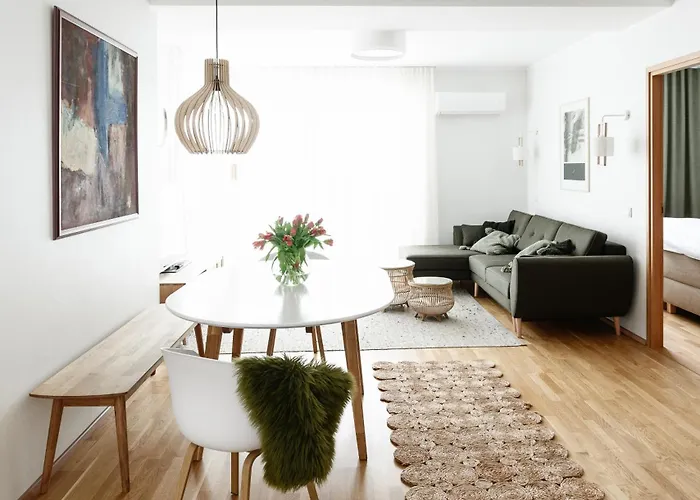 W Near Passenger Port Apartment *